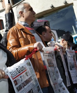 Journalists in Istanbul, Turkey, march to demand the release of arrested colleagues